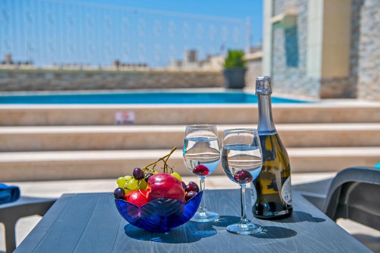 Ta' Dun Martin And Taz-Zija Bed And Breakfast In-In-Nadur Extérieur photo